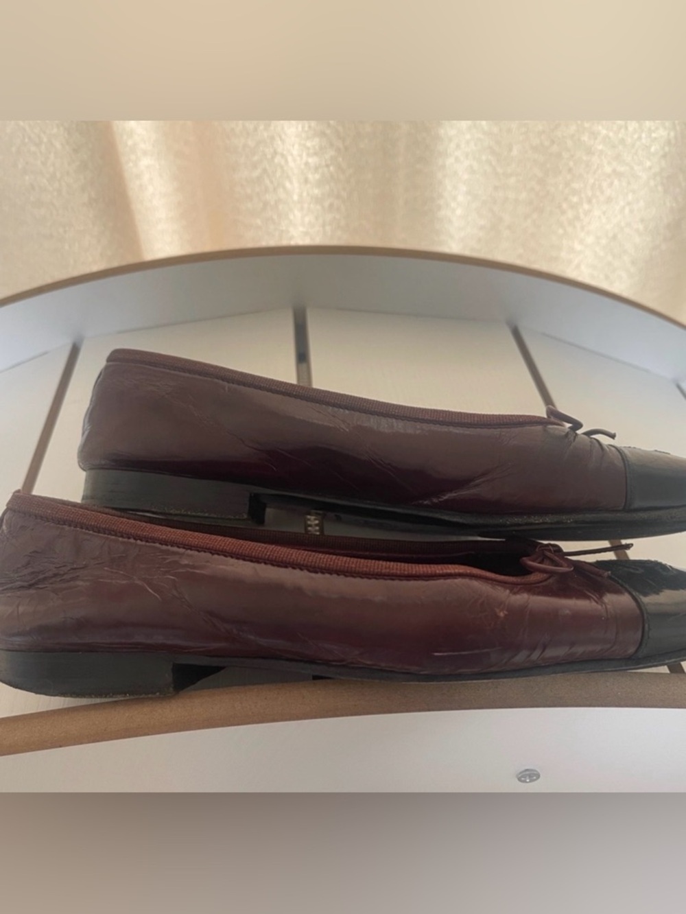 CHANEL Burgundy and Black Leather Cap-Toe Ballet Flats - Picture 3 of 8